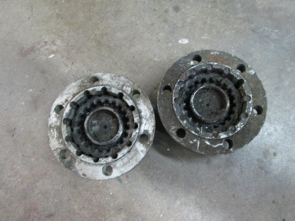 Jeep CJ CJ5 CJ7 CJ8 Warn Lock O Matic M 196 6 Bolt Hub Hubs